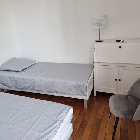 Face Chateau St Germain En Laye, Appartement 4 A 6 Personnes, 23 Min De Paris Champs-Elysees Saint-Germain-en-Laye Luaran gambar