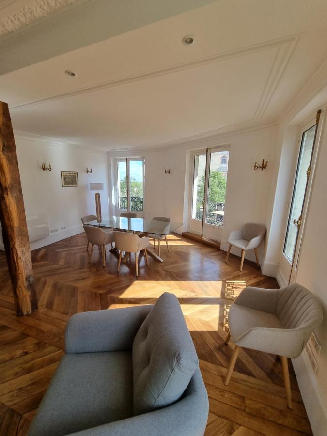 Face Chateau St Germain En Laye, Appartement 4 A 6 Personnes, 23 Min De Paris Champs-Elysees Saint-Germain-en-Laye Luaran gambar