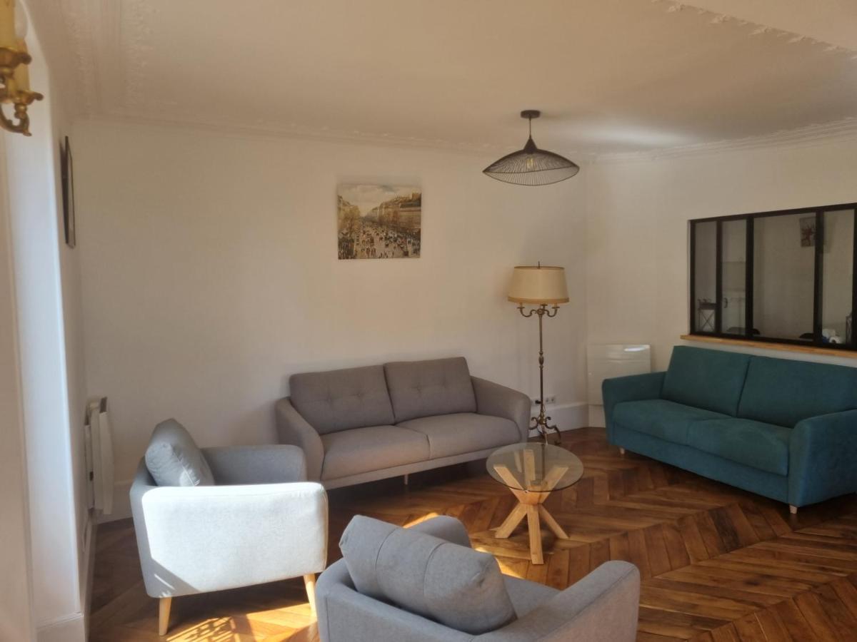 Face Chateau St Germain En Laye, Appartement 4 A 6 Personnes, 23 Min De Paris Champs-Elysees Saint-Germain-en-Laye Luaran gambar